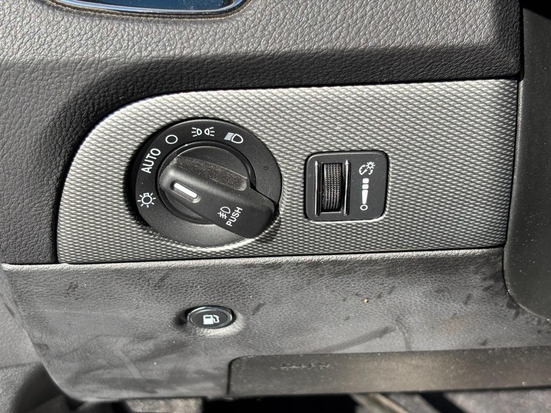 Dodge Durango Vehicle Image 16