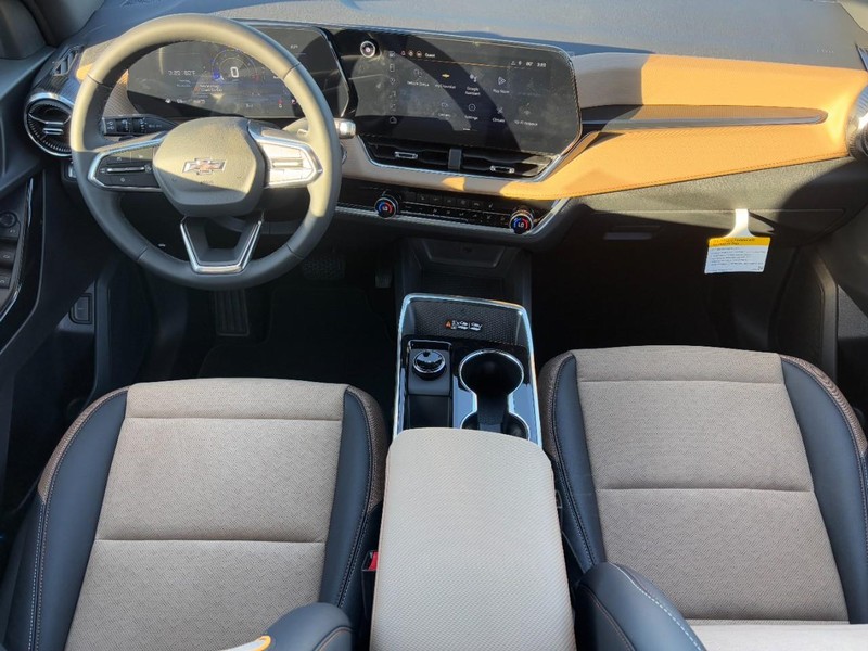 Chevrolet Equinox Vehicle Image 07