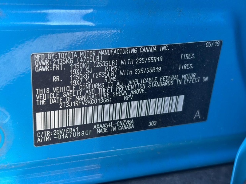 Toyota RAV4 Vehicle Image 25