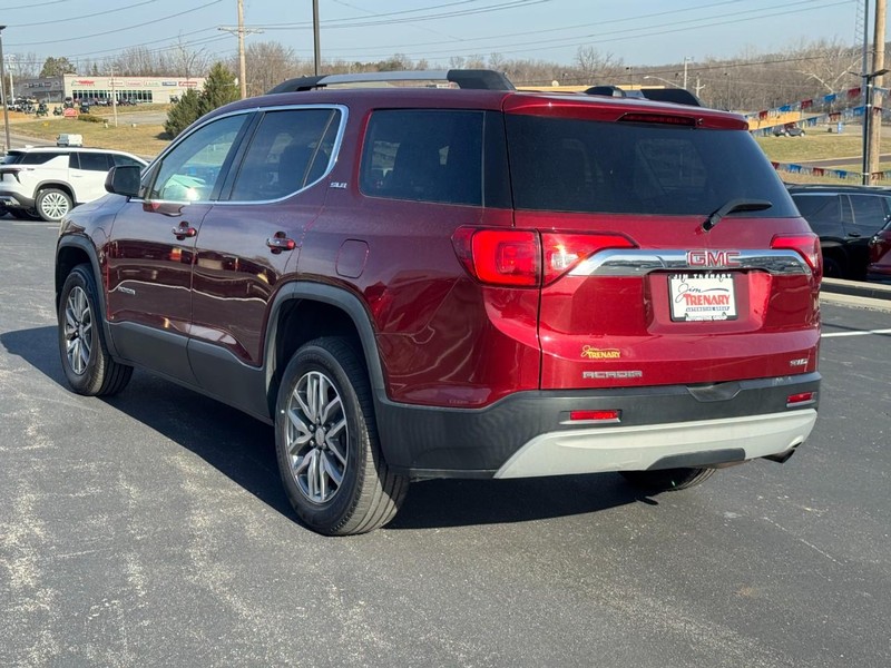 GMC Acadia Vehicle Image 06