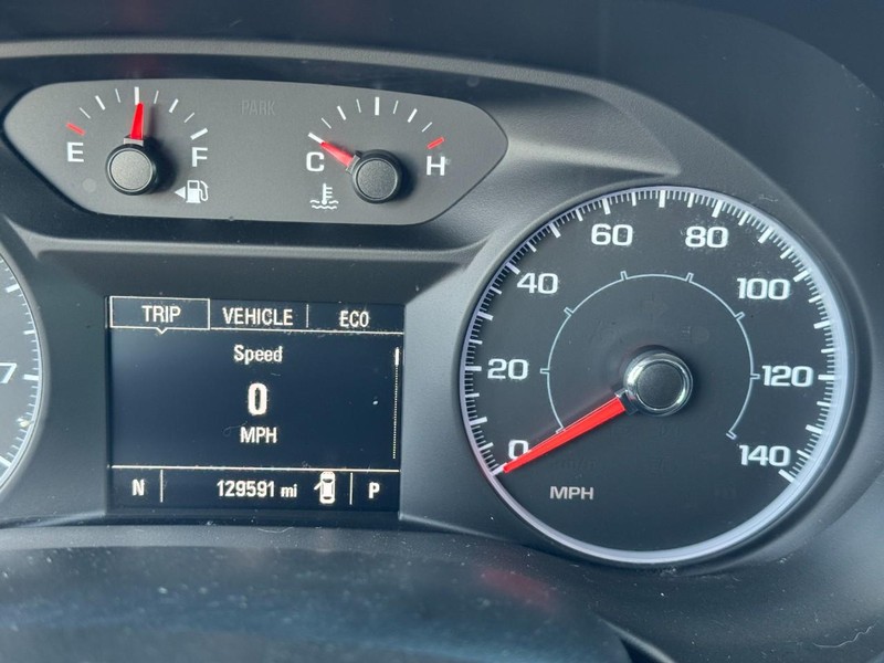 GMC Acadia Vehicle Image 20