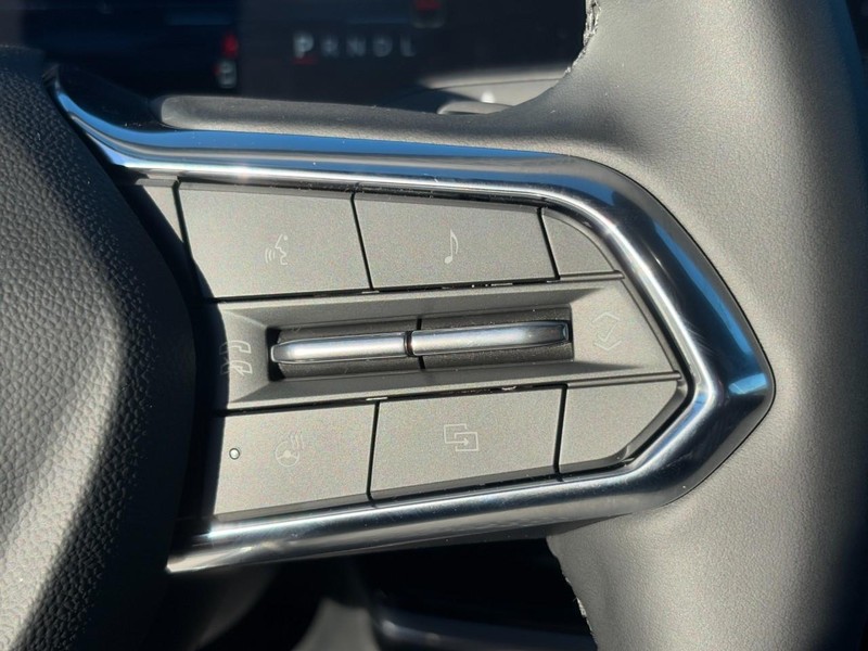 Chevrolet Equinox Vehicle Image 12