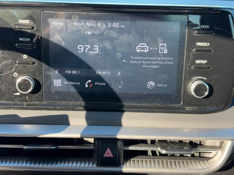 Kia K5 Vehicle Image 20