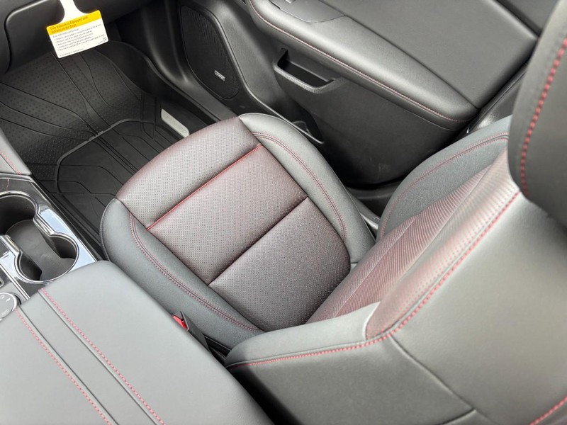 Chevrolet Blazer Vehicle Image 11