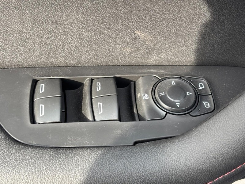 Chevrolet Blazer Vehicle Image 20