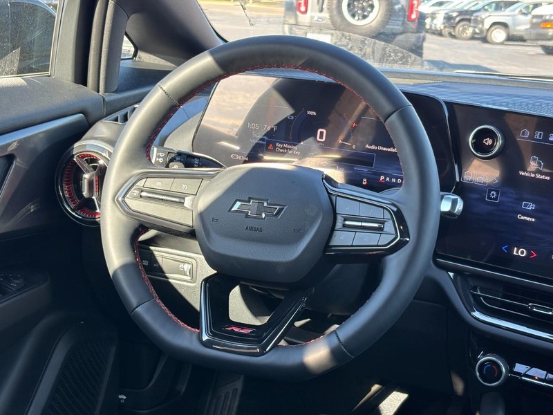 Chevrolet Equinox EV Vehicle Image 08