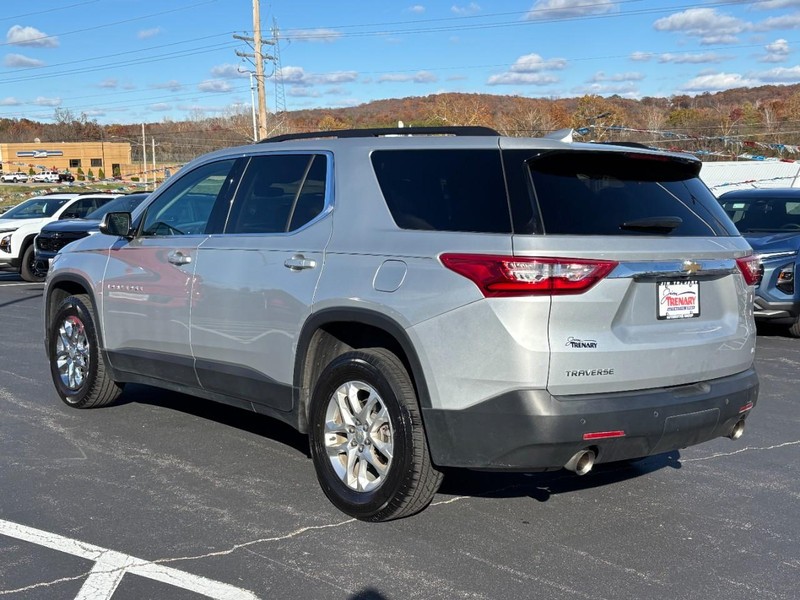 Chevrolet Traverse Vehicle Image 06