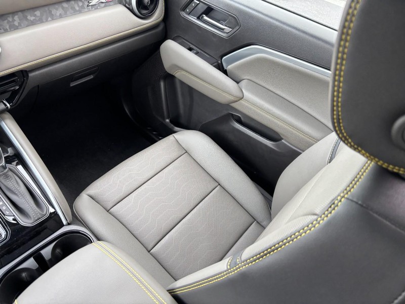 Chevrolet Colorado Vehicle Image 11