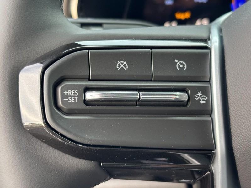 Chevrolet Colorado Vehicle Image 13