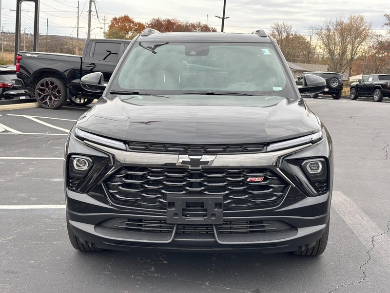 Chevrolet TrailBlazer Vehicle Image 09