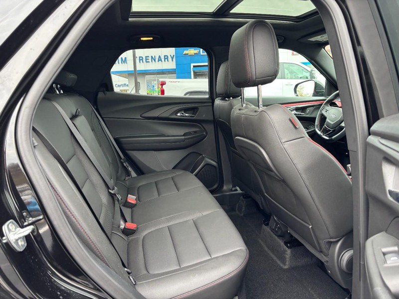 Chevrolet TrailBlazer Vehicle Image 10