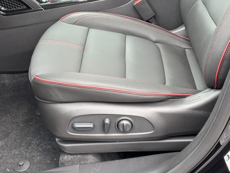 Chevrolet TrailBlazer Vehicle Image 25