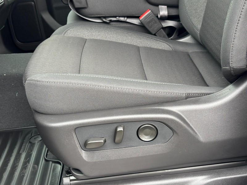 Chevrolet Silverado 1500 Vehicle Image 20