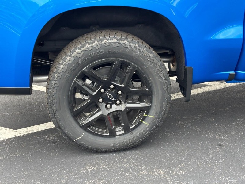 Chevrolet Silverado 1500 Vehicle Image 05