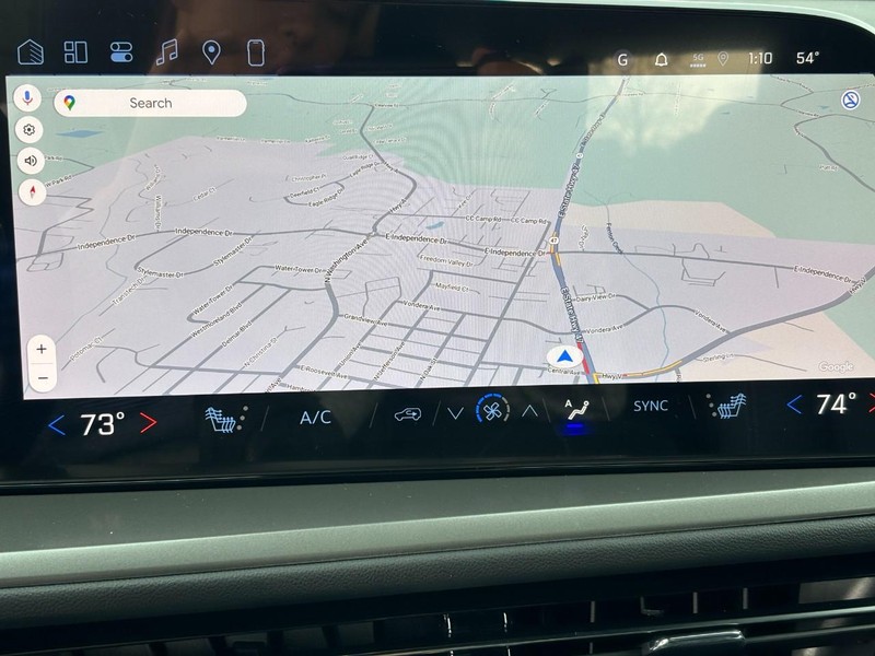 Chevrolet Traverse Vehicle Image 19