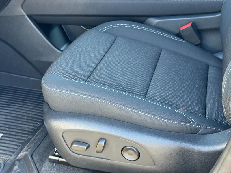 Chevrolet Traverse Vehicle Image 12