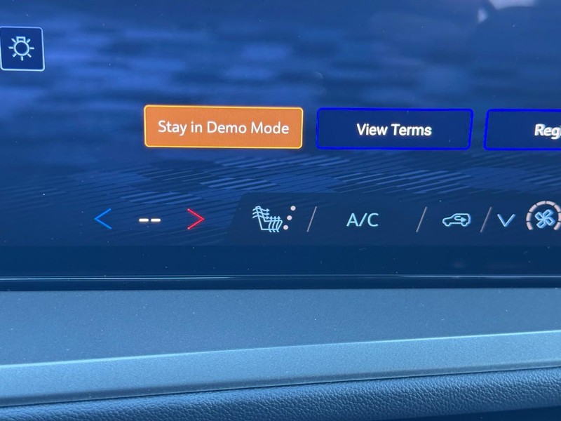 Chevrolet Traverse Vehicle Image 15