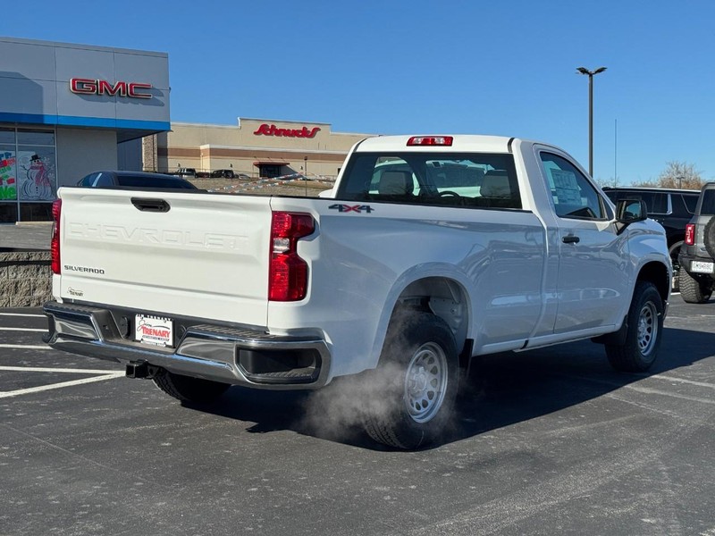 Chevrolet Silverado 1500 Vehicle Image 04