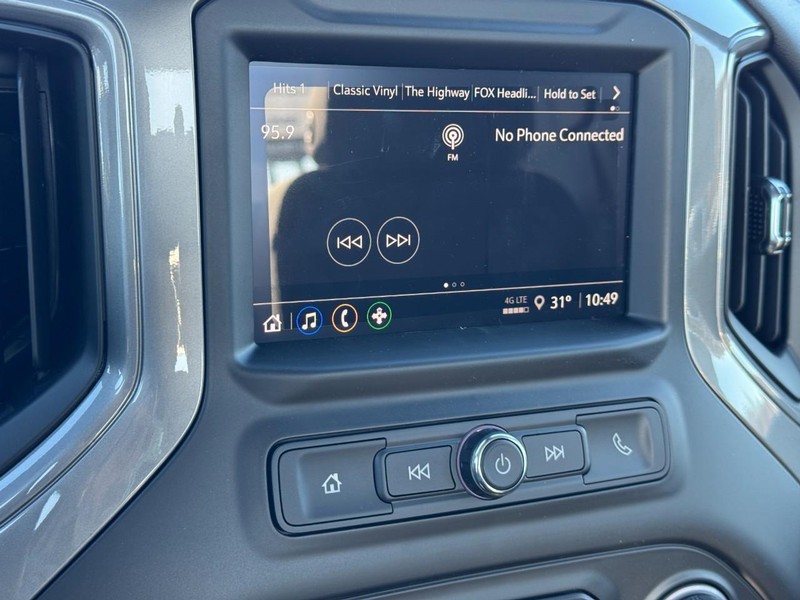 Chevrolet Silverado 1500 Vehicle Image 11