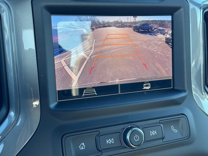 Chevrolet Silverado 1500 Vehicle Image 12