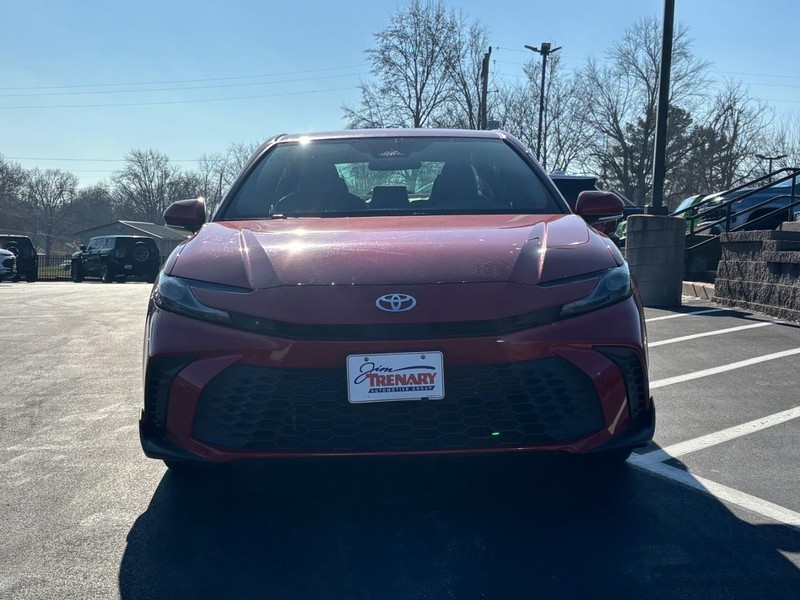 Toyota Camry Vehicle Image 09