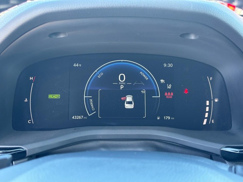 Toyota Camry Vehicle Image 19