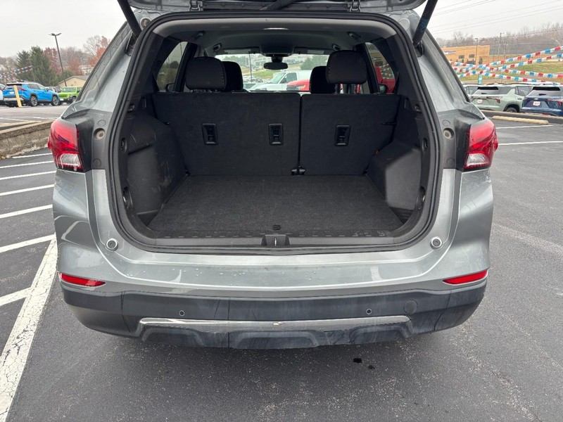 Chevrolet Equinox Vehicle Image 04