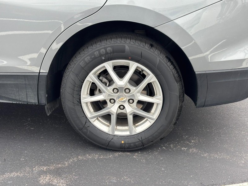 Chevrolet Equinox Vehicle Image 07