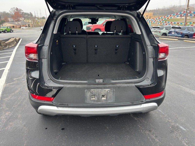 Chevrolet TrailBlazer Vehicle Image 04