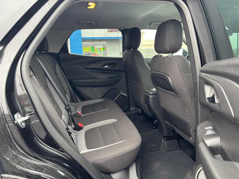 Chevrolet TrailBlazer Vehicle Image 10