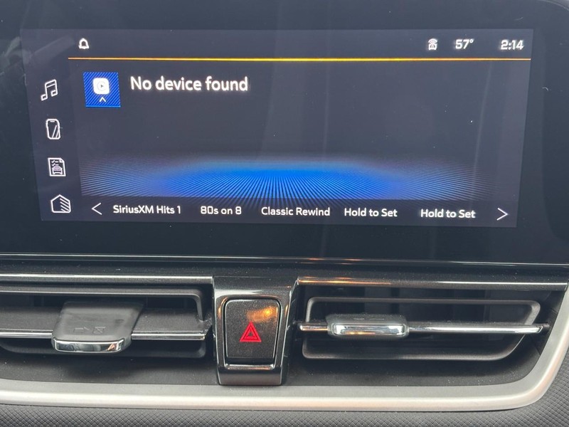 Chevrolet TrailBlazer Vehicle Image 13