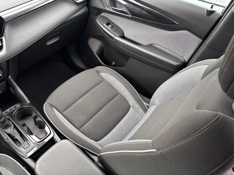 Chevrolet TrailBlazer Vehicle Image 15