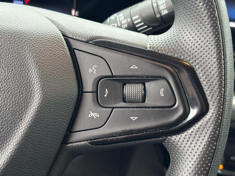 Chevrolet TrailBlazer Vehicle Image 18