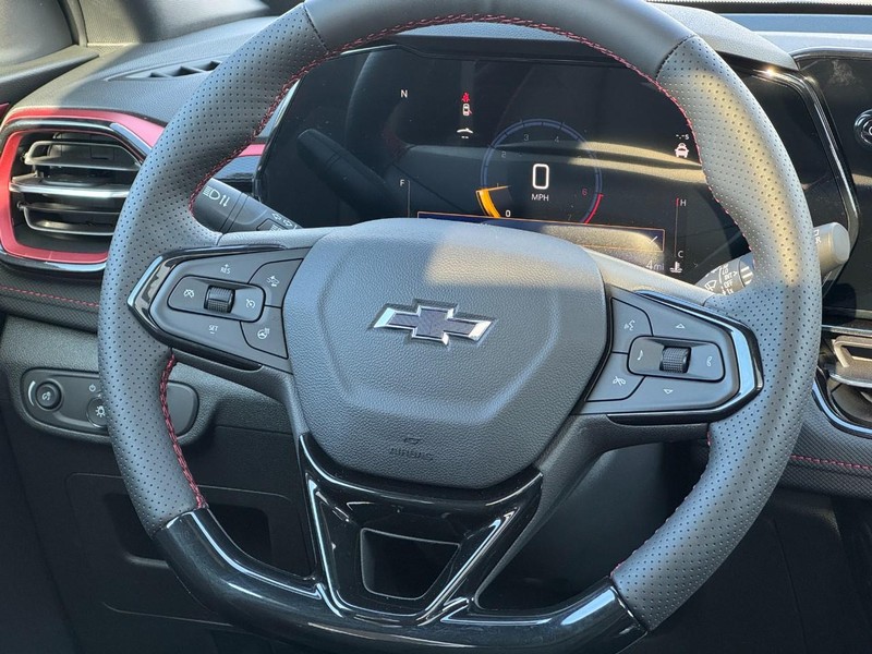 Chevrolet TrailBlazer Vehicle Image 08