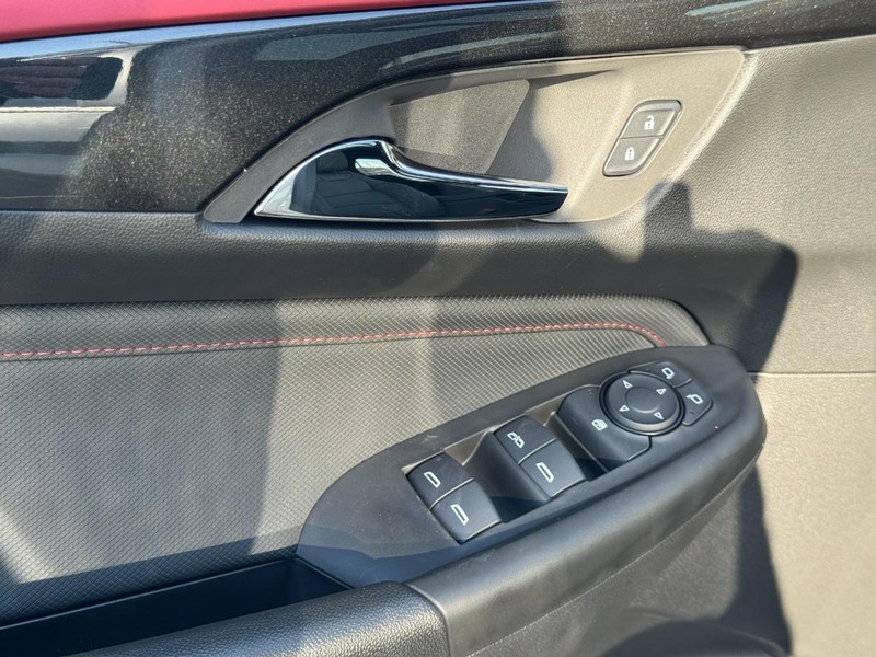 Chevrolet TrailBlazer Vehicle Image 11