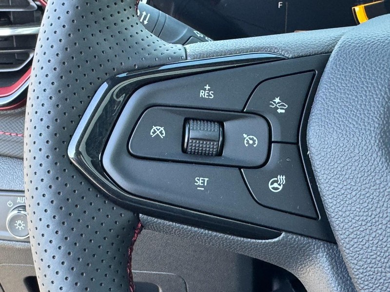 Chevrolet TrailBlazer Vehicle Image 13