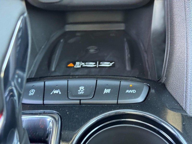 Chevrolet TrailBlazer Vehicle Image 16