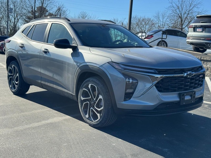 Chevrolet Trax Vehicle Image 02