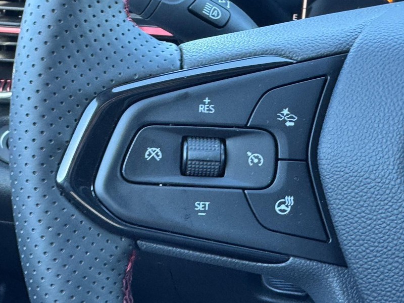 Chevrolet Trax Vehicle Image 13