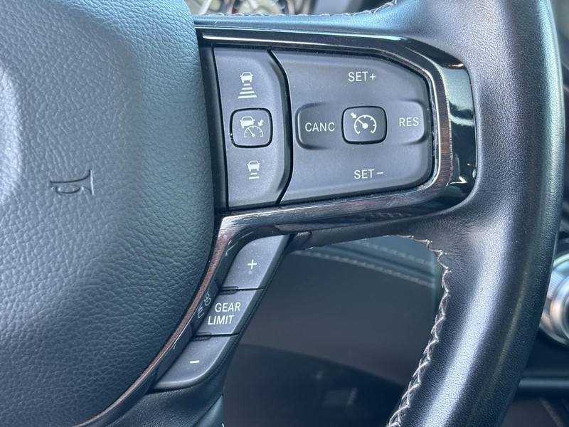 Ram 1500 Vehicle Image 18