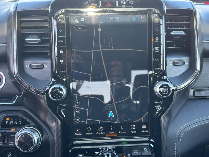 Ram 1500 Vehicle Image 22