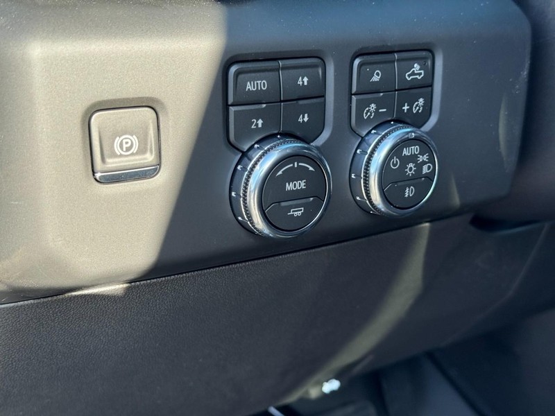 GMC Sierra 1500 Vehicle Image 14