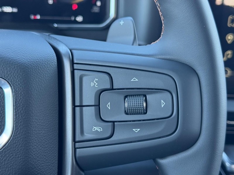 GMC Sierra 1500 Vehicle Image 16