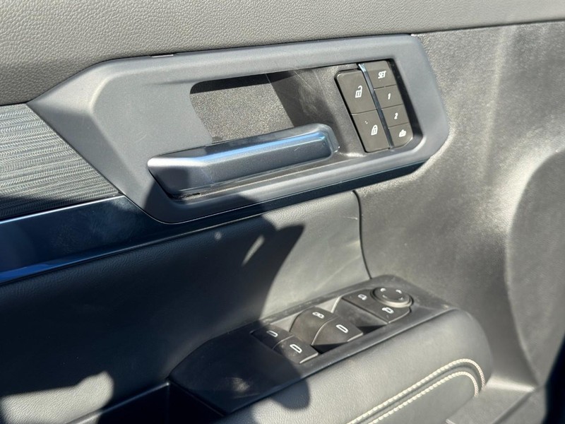 GMC Terrain Vehicle Image 12