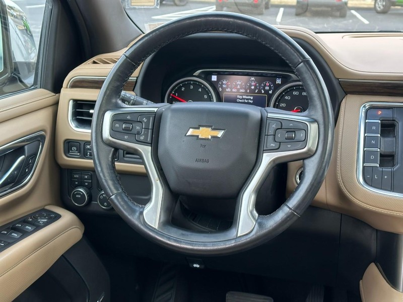 Chevrolet Tahoe Vehicle Full-screen Gallery Image 15