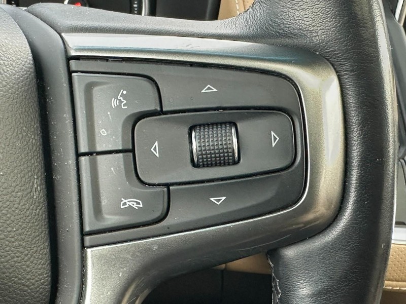 Chevrolet Tahoe Vehicle Full-screen Gallery Image 22