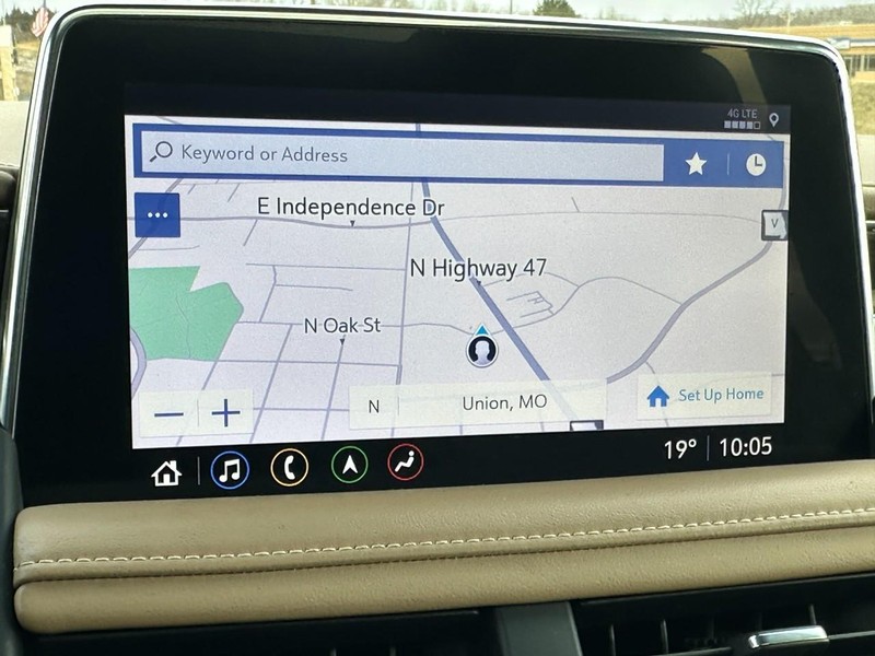 Chevrolet Tahoe Vehicle Full-screen Gallery Image 25