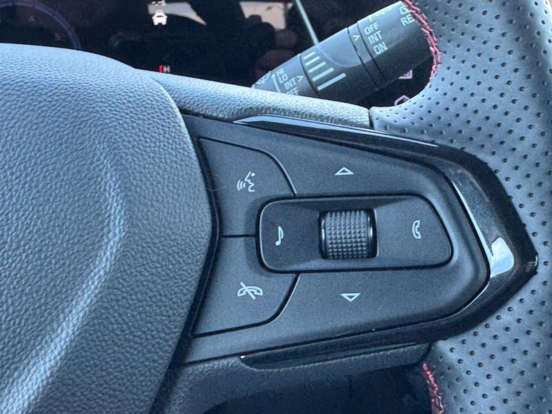 Chevrolet Trax Vehicle Image 14