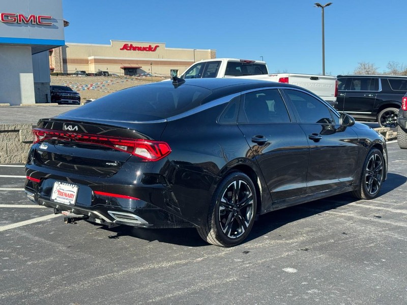 Kia K5 Vehicle Image 03