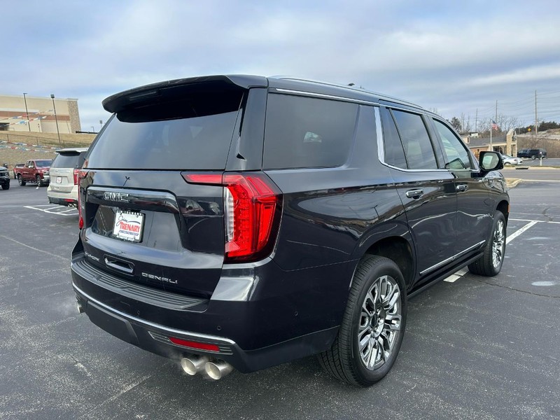 GMC Yukon Vehicle Image 03